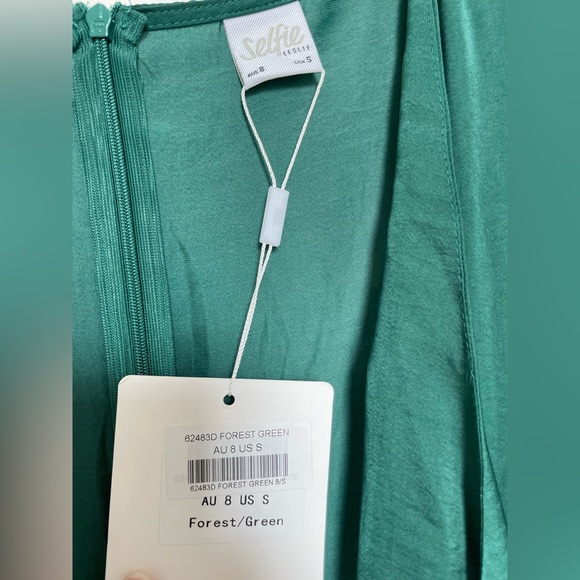 Forest green dress - Picture 2 of 3